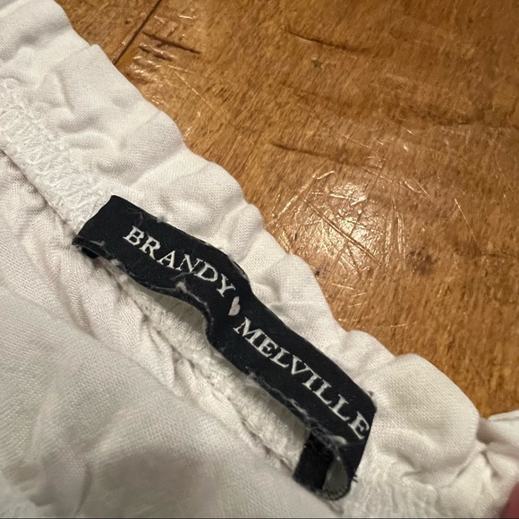 Brandy Melville White Off the Shoulder Maura Top - Picture 7 of 10